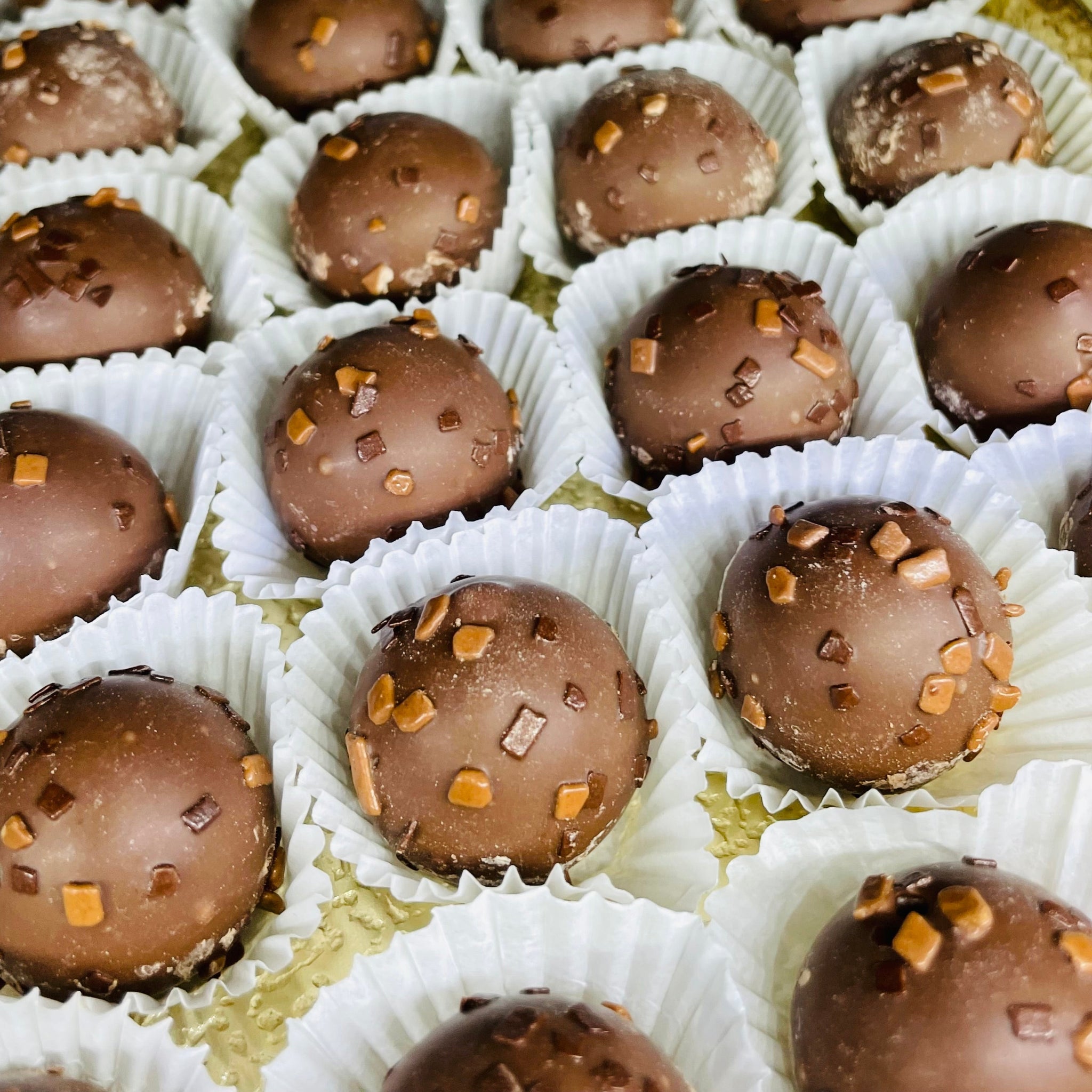 Small Tiramisu/ Milk Chocolate Truffle